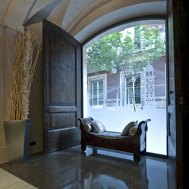 1287556484barcelona_interior_123.jpg